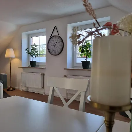 Ferienwohnungen Springer In Schoenefeld Ot Grossziethen Div Apartments Fuer Bis Zu 6 Personen Exterior photo