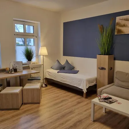 Ferienwohnungen Springer In Schoenefeld Ot Grossziethen Div Apartments Fuer Bis Zu 6 Personen Exterior photo