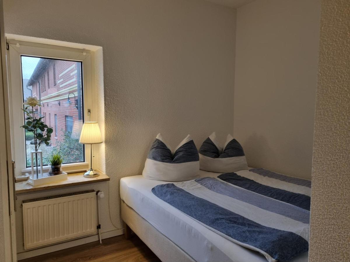 Apartment Springer In Ot Grossziethen Div Fuer Bis Zu 6 Personen Schoenefeld