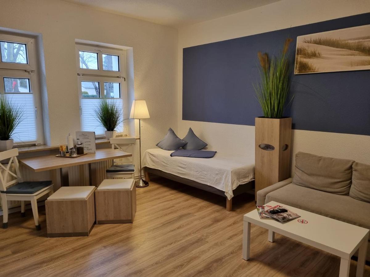 Springer In Ot Grossziethen Div Fuer Bis Zu 6 Personen Apartment Schoenefeld